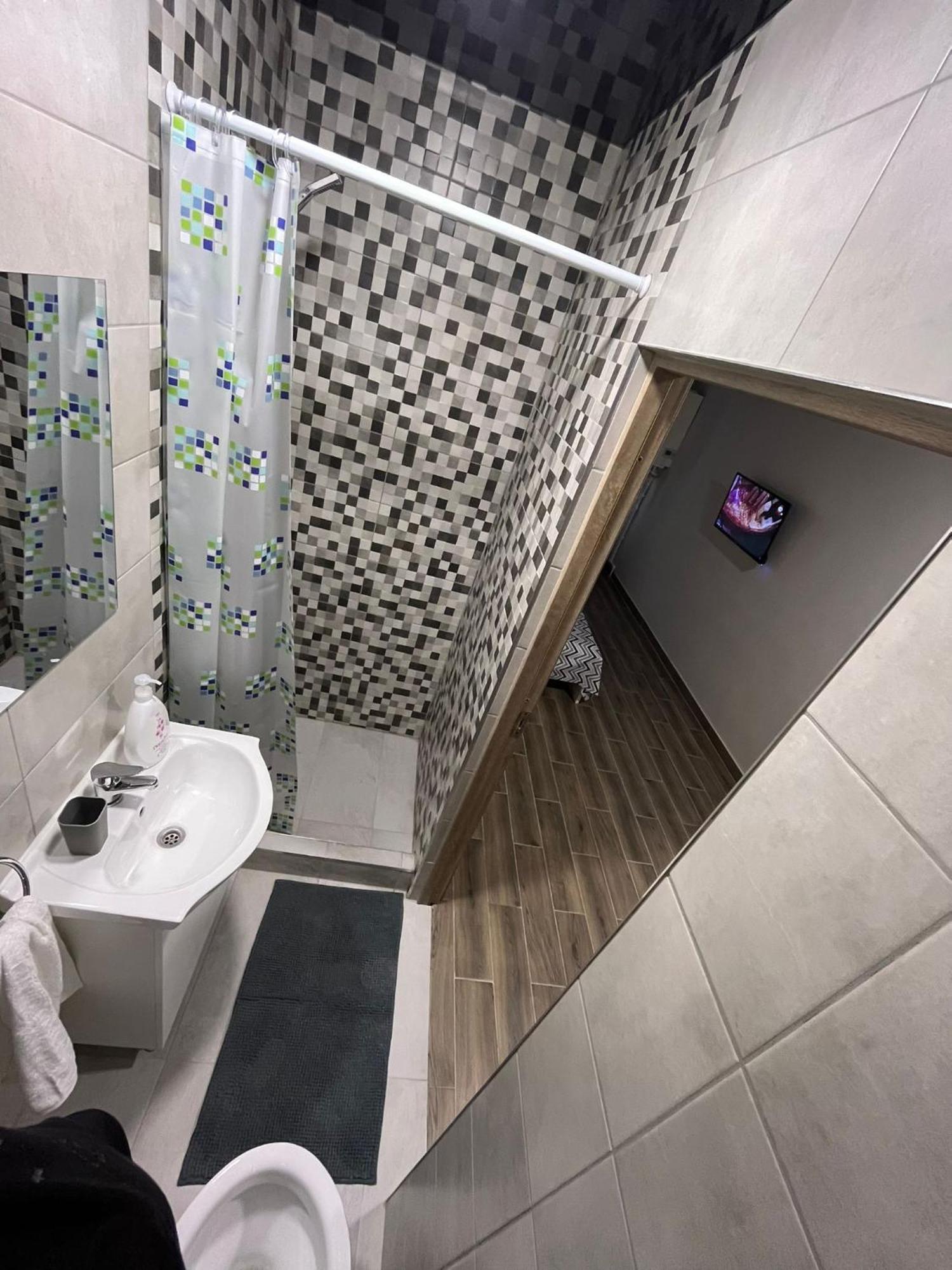 Ceronav Studio Galaţi Exteriör bild